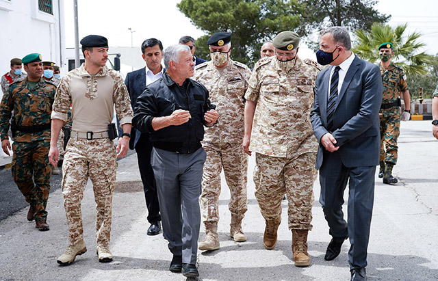 His Majesty King Abdullah visits the Royal Medical Services’ storage facilities accompanied by HRH Crown Prince Hussein on Monday (Photo courtesy of Royal Court)